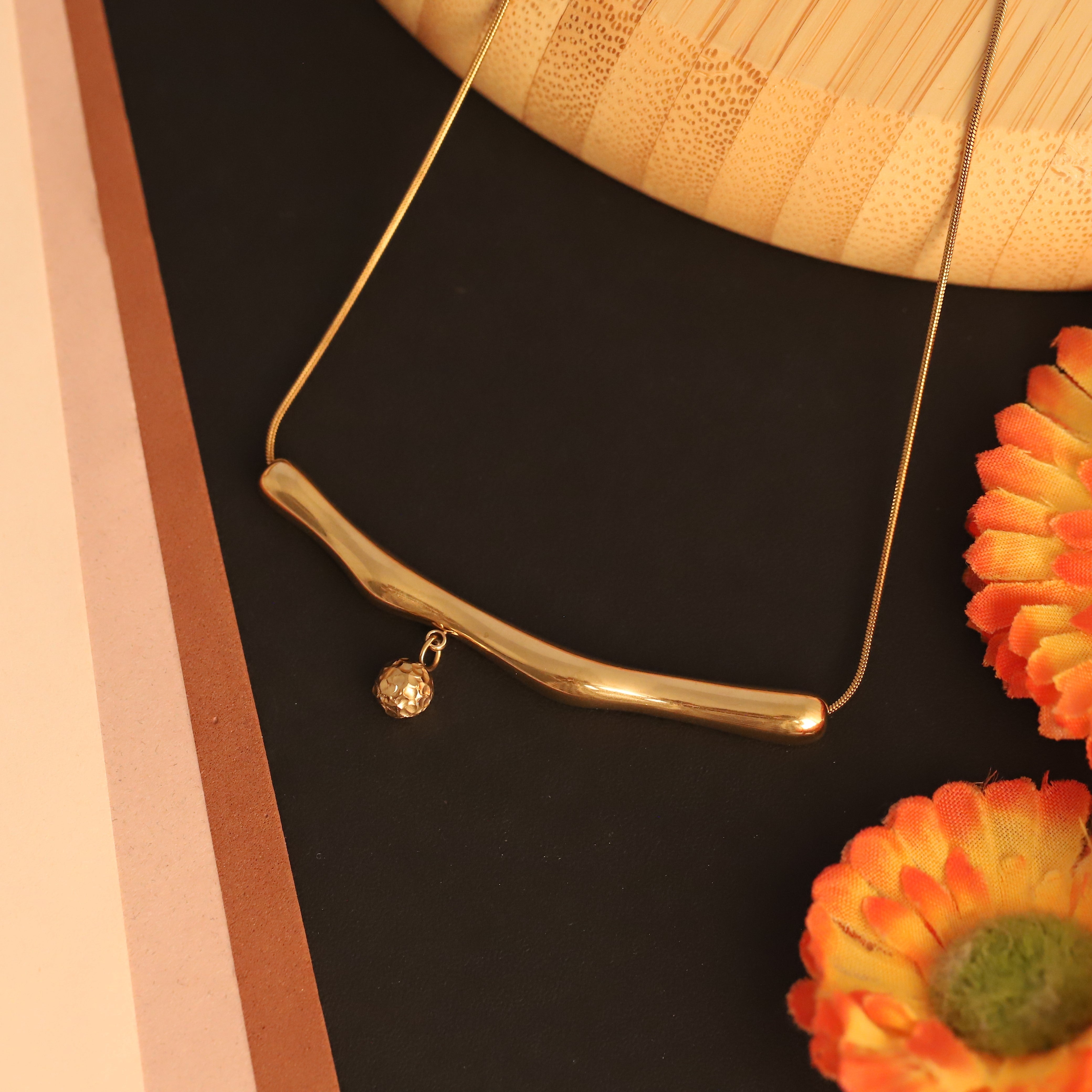 Trendy Charm Chain Gold Plated – Single Layer, Anti-Tarnish, Waterproof, Minimalist Style (GOLD)
