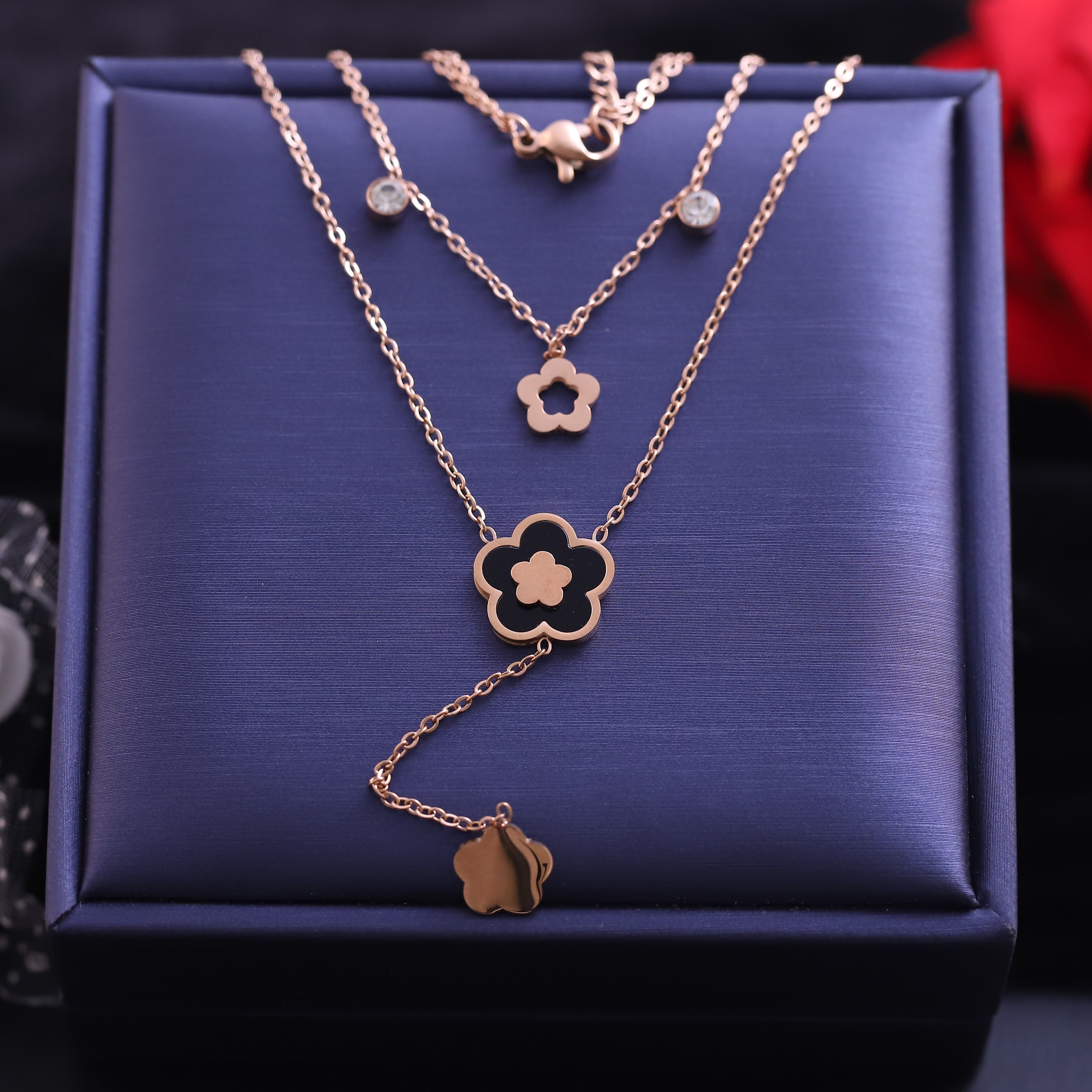 Flower Charm Chain Gold Plated – Double Layer, Anti-Tarnish, Waterproof, Minimalist Style (GOLD)