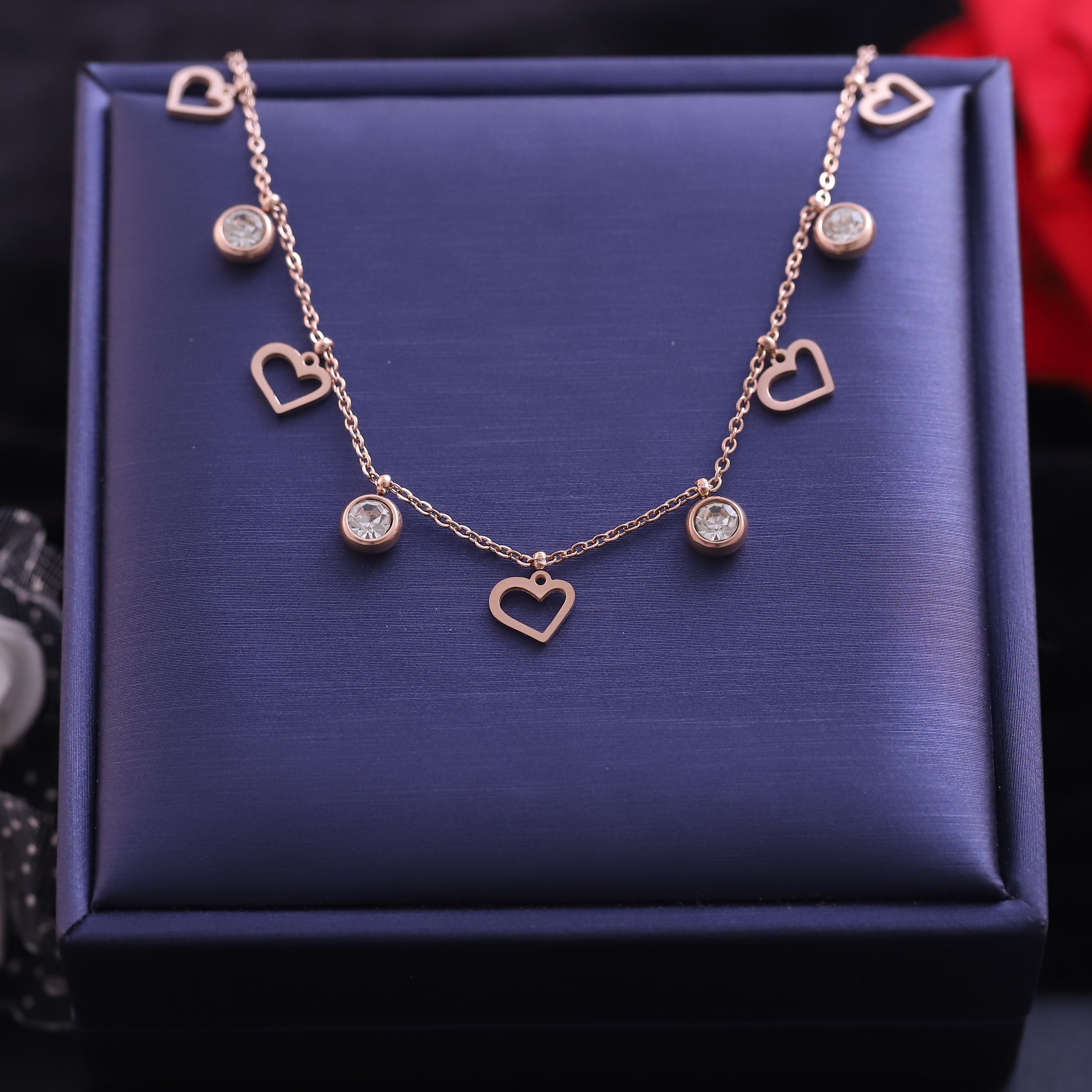 Heart Charms White Stones Chain Gold Plated – Single Layer, Anti-Tarnish, Waterproof, Minimalist Style (GOLD)