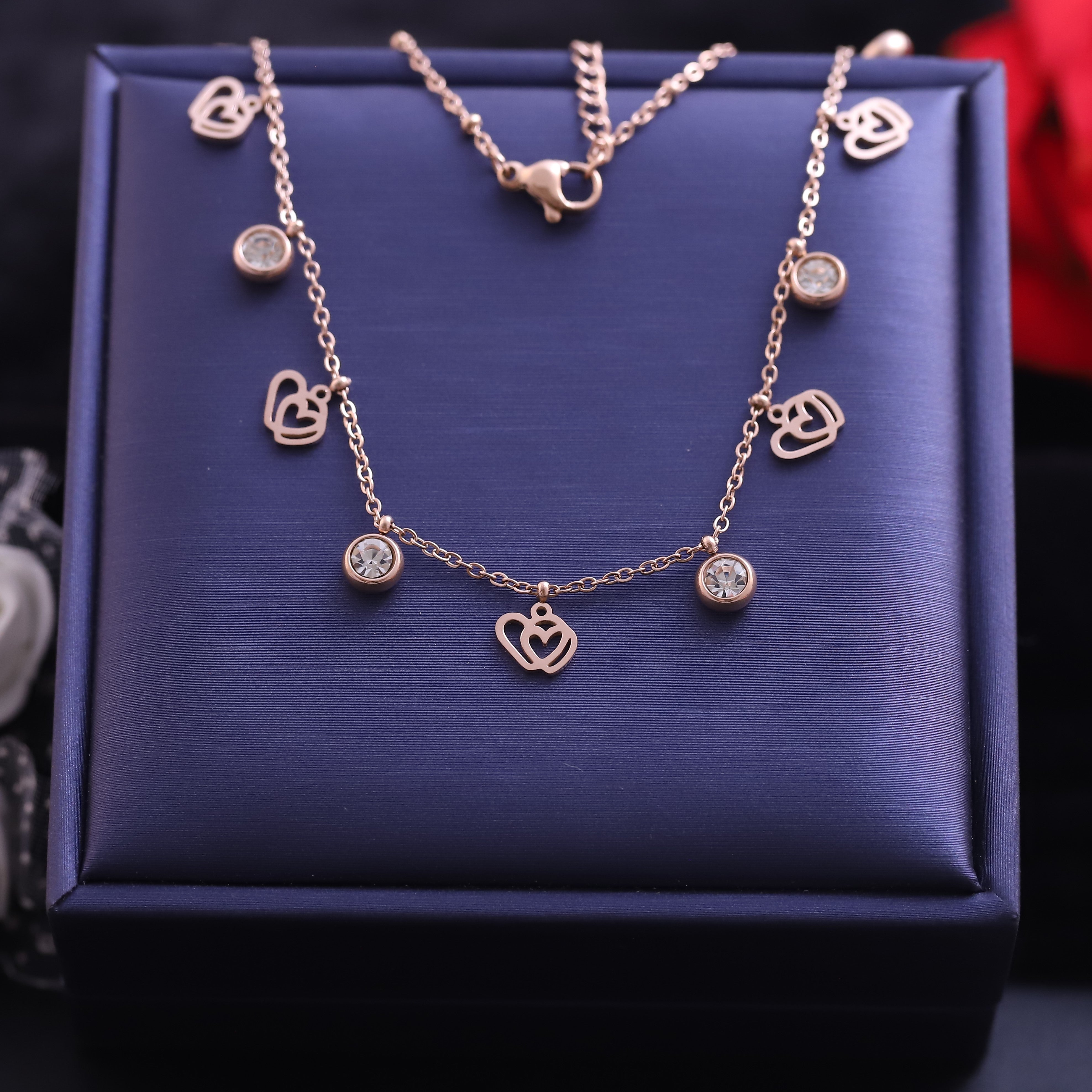 Heart Charms White Stones Chain Gold Plated – Single Layer, Anti-Tarnish, Waterproof, Minimalist Style (GOLD)