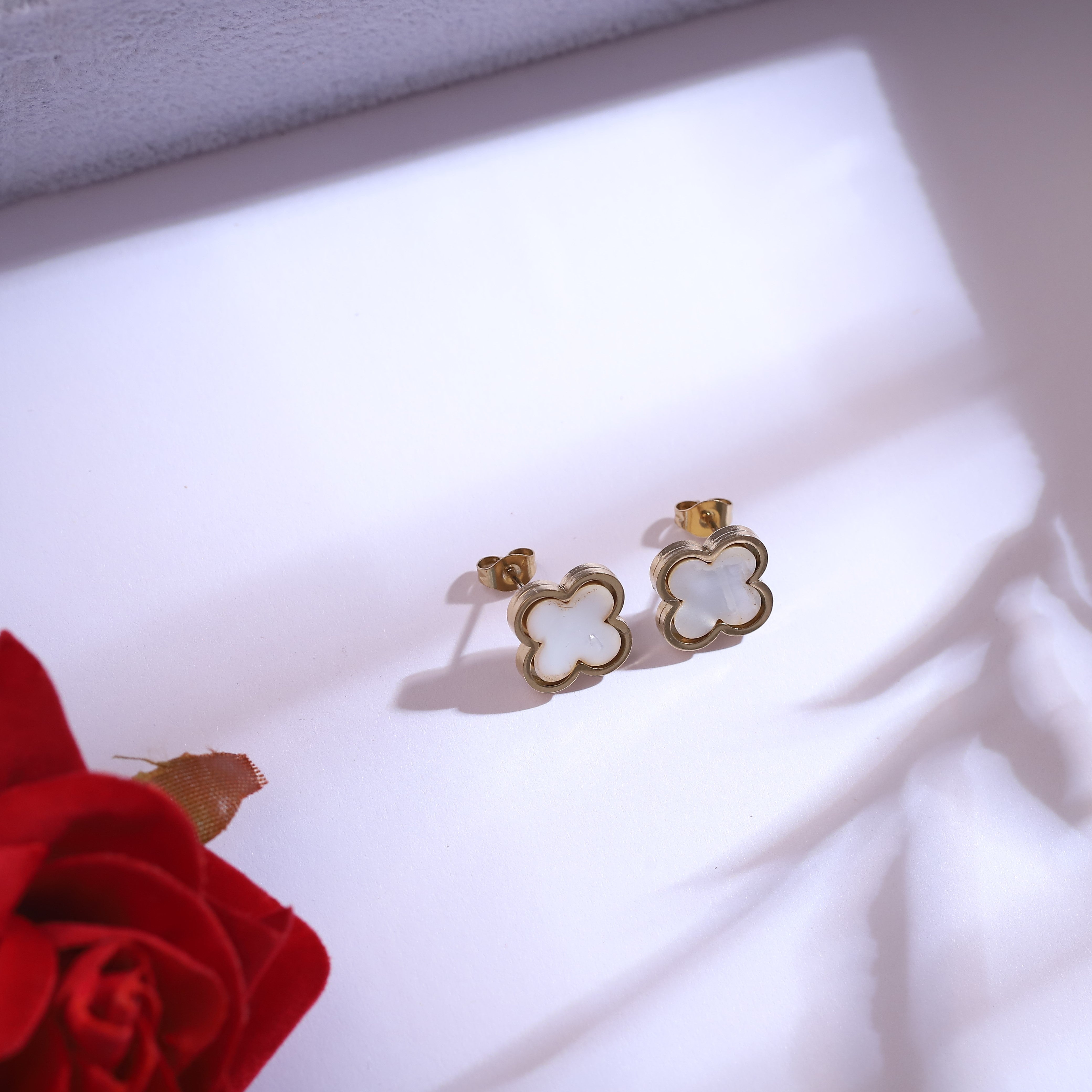 Trendy Flower Snake Chain and  Stud Earrings Set – Multi Layer ,18K Gold Plated, Anti-Tarnish, Waterproof, Everyday Minimalist Jewelry (GOLD)