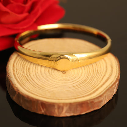 Gold-Plated Stainless Steel Lock Bracelet – Anti-Tarnish Jewelry for Women & Girls (GOLD)