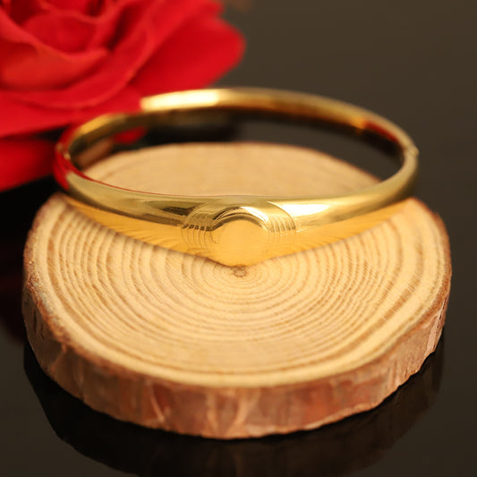 Gold-Plated Stainless Steel Lock Bracelet – Anti-Tarnish Jewelry for Women & Girls (GOLD)