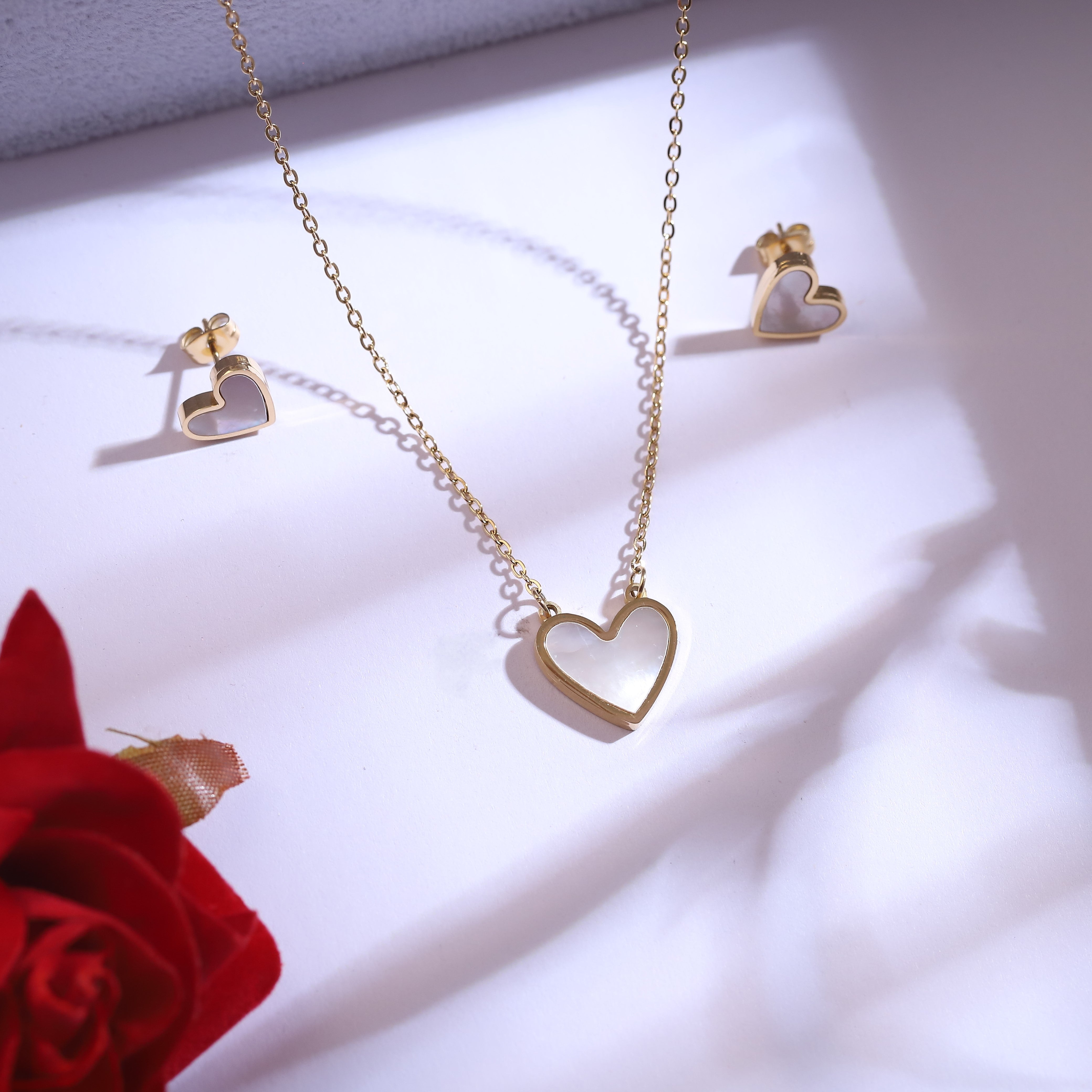 Trendy Heart Charm Chain Stud Earrings Set – 18K Gold Plated, Anti-Tarnish, Waterproof, Everyday Minimalist Jewelry (GOLD)