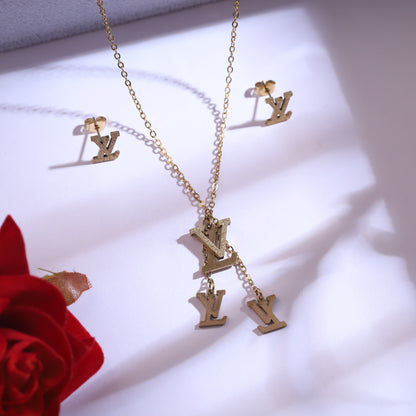 Trendy Buttterfly Charm Chain Stud Set – 18K Gold Plated, Anti-Tarnish, Waterproof, Everyday Minimalist Jewelry (GOLD)