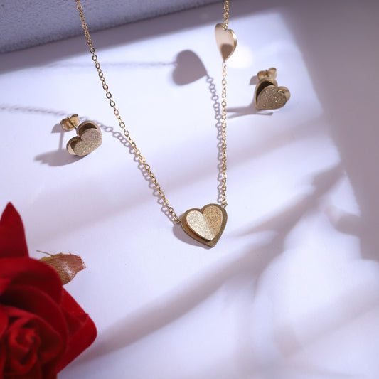 Trendy Heart Charm Chain Stud Set – 18K Gold Plated, Anti-Tarnish, Waterproof, Everyday Minimalist Jewelry (GOLD)
