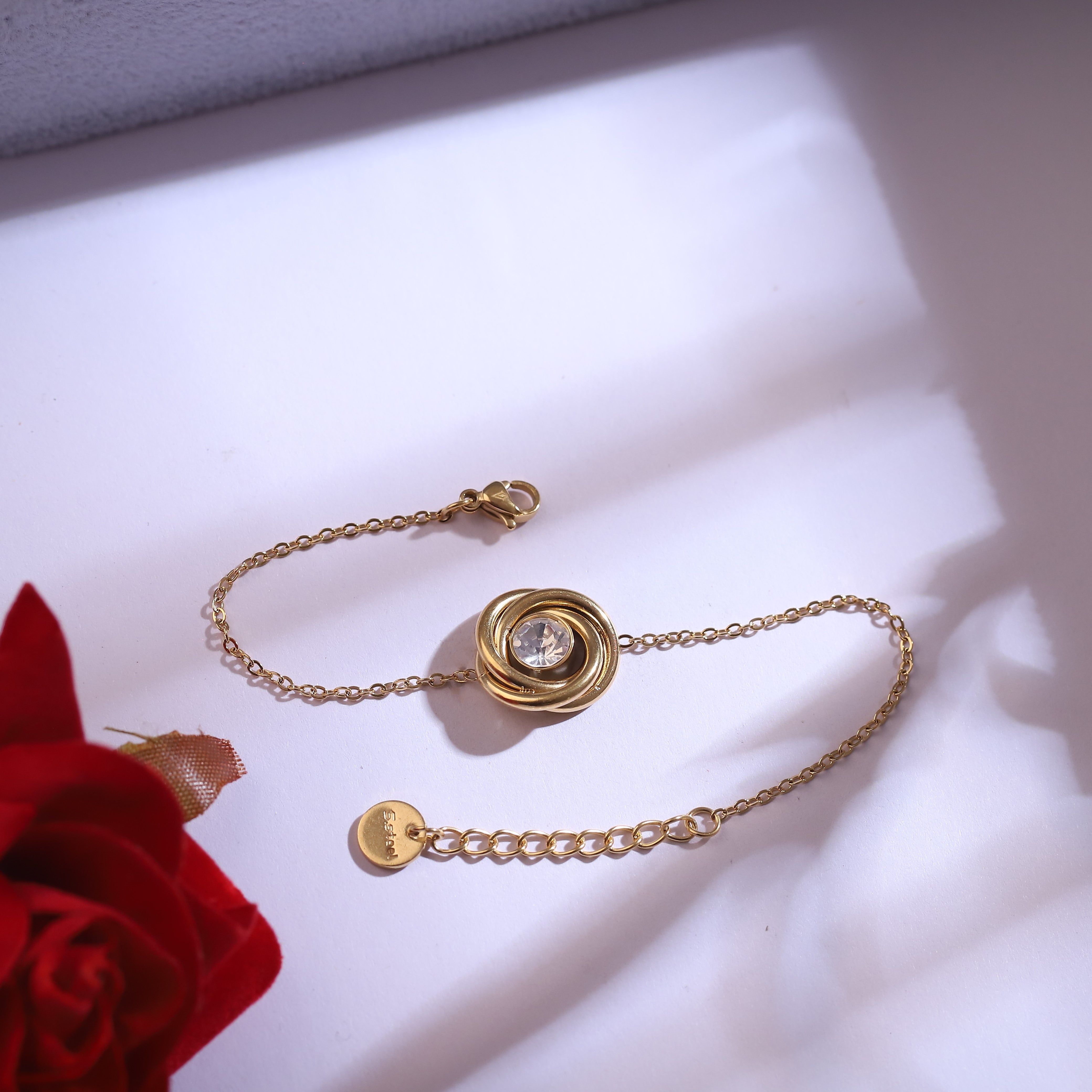 Flower Charm Chain Stud Bracelet Set – 18K Gold Plated, Anti-Tarnish, Waterproof, Everyday Minimalist Jewelry (GOLD)