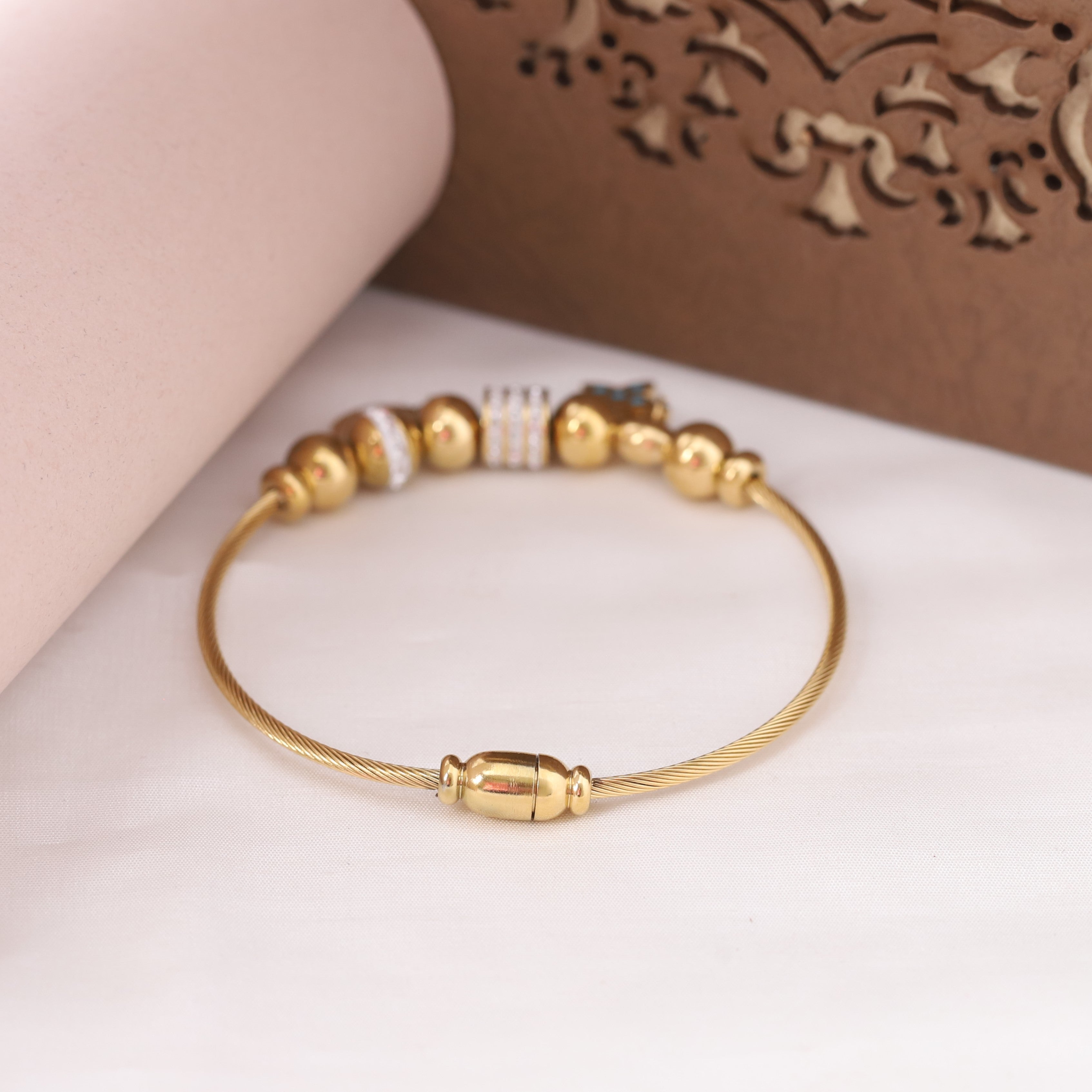 Moon Flower Gold-Plated Charm Bracelet for Women – Waterproof, Hypoallergenic, Magnetic Lock (GOLD)
