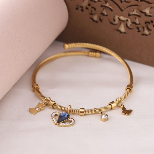 Gold-Plated Charm Bracelet for Women – Waterproof, Hypoallergenic, Adjustable (GOLD)