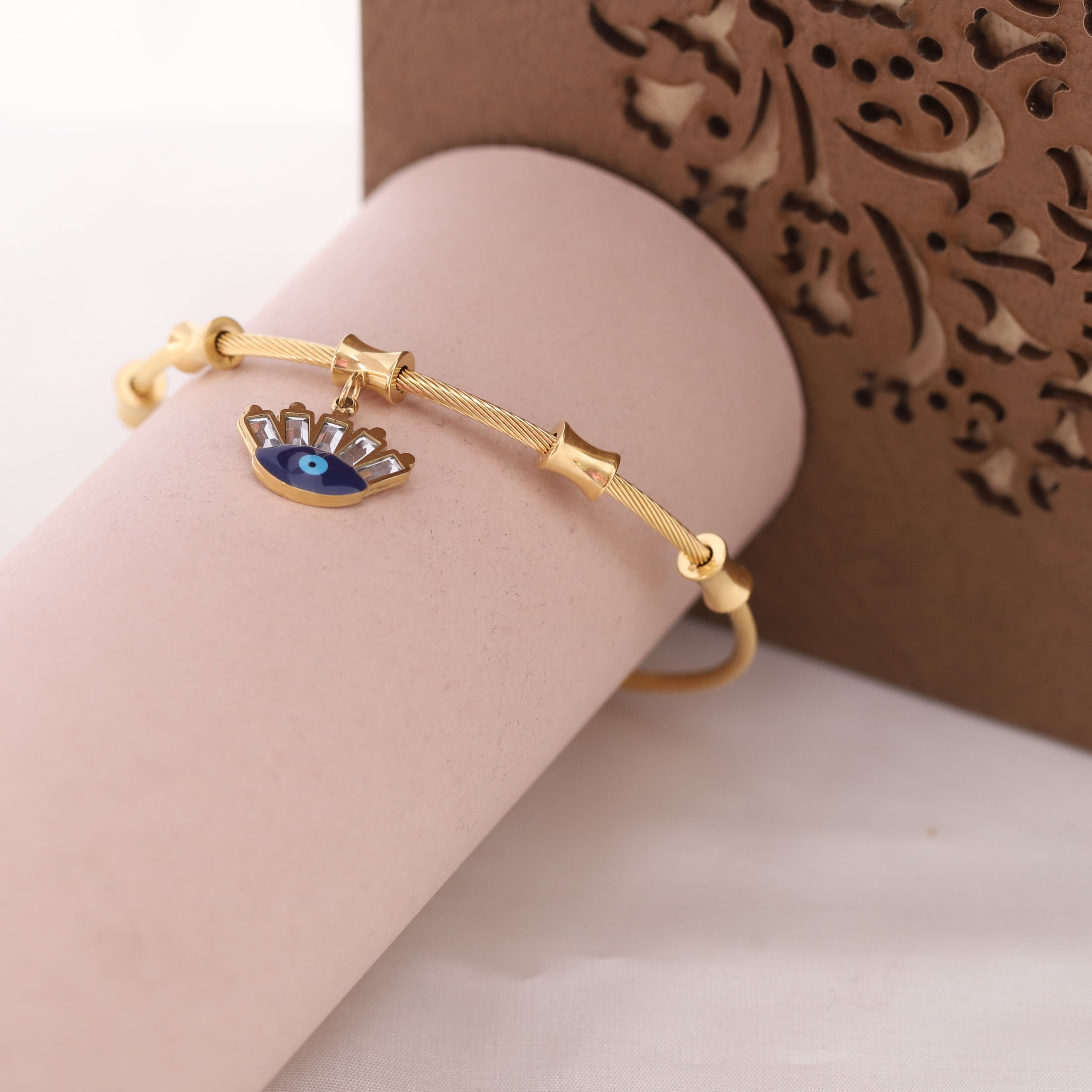 Evil Eye Gold-Plated Charm Bracelet for Women – Waterproof, Hypoallergenic, Magnetic Lock (GOLD)