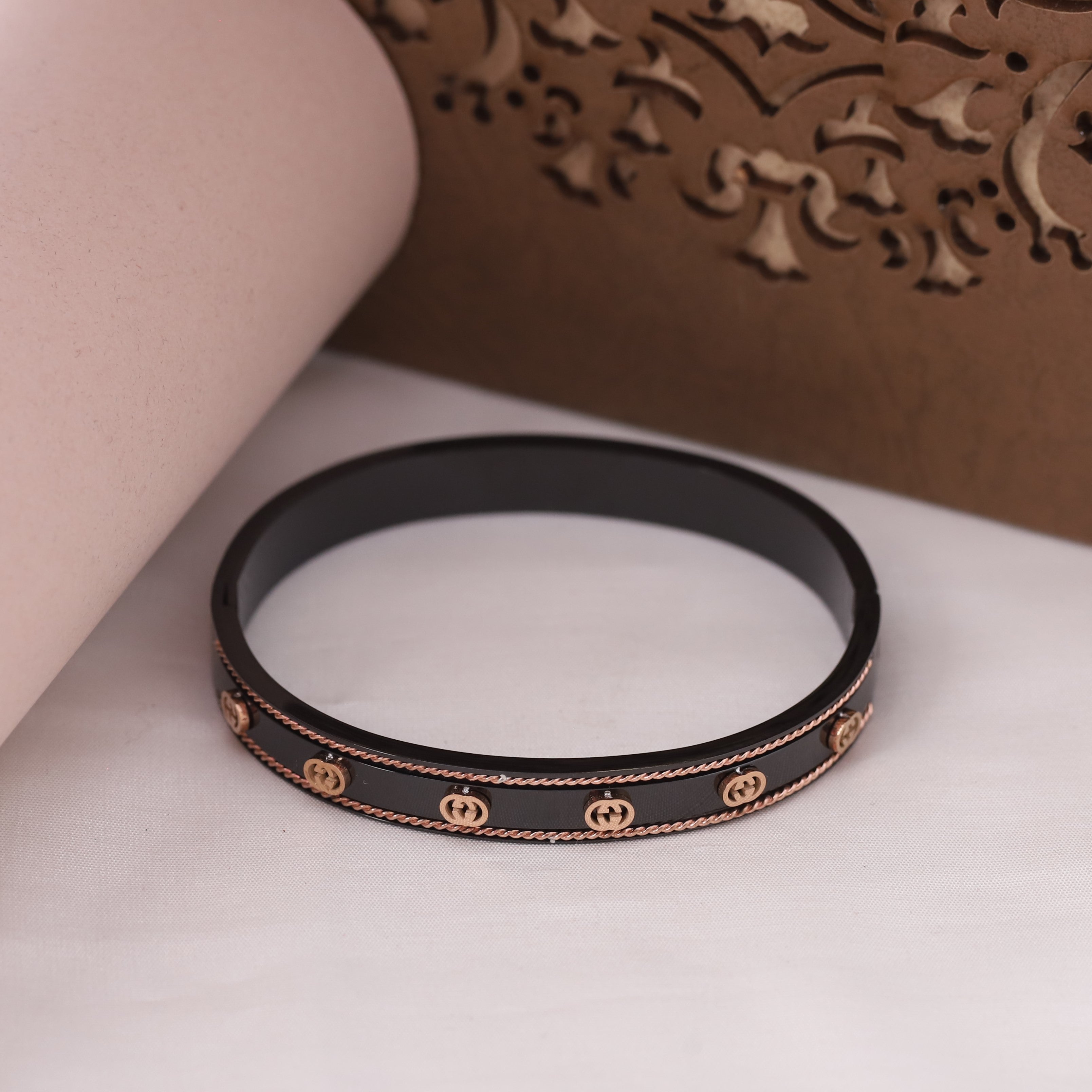 Gold-Plated Lock Stainless Steel Bracelet – Anti-Tarnish Jewelry for Women & Girls (GOLD)