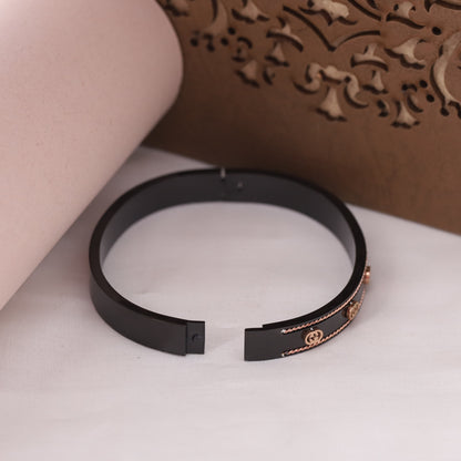 Gold-Plated Lock Stainless Steel Bracelet – Anti-Tarnish Jewelry for Women & Girls (GOLD)