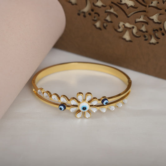 Flower Gold-Plated Cuff Stainless Steel Bracelet – Anti-Tarnish Jewelry for Women & Girls (GOLD)