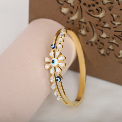 Flower Gold-Plated Cuff Stainless Steel Bracelet – Anti-Tarnish Jewelry for Women & Girls (GOLD)