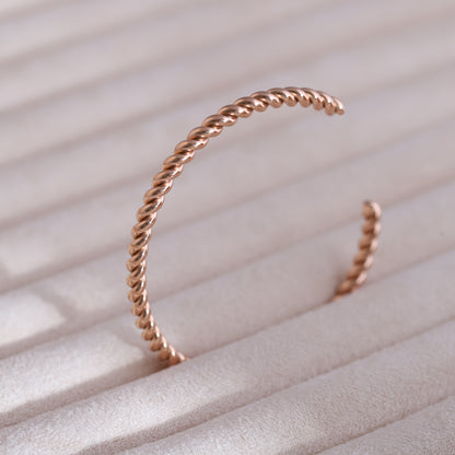 Gold-Plated Stainless Steel Cuff Bracelet – Openable, Unisex & Skin-Friendly (ROSE GOLD)