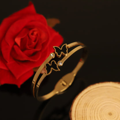 Gold-Plated Stainless Steel Bracelet – Openable, Unisex & Skin-Friendly (GOLD)