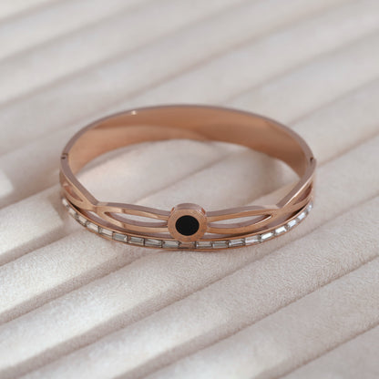 Gold-Plated Lock Stainless Steel Bracelet – Anti-Tarnish Jewelry for Women & Girls (ROSE GOLD)