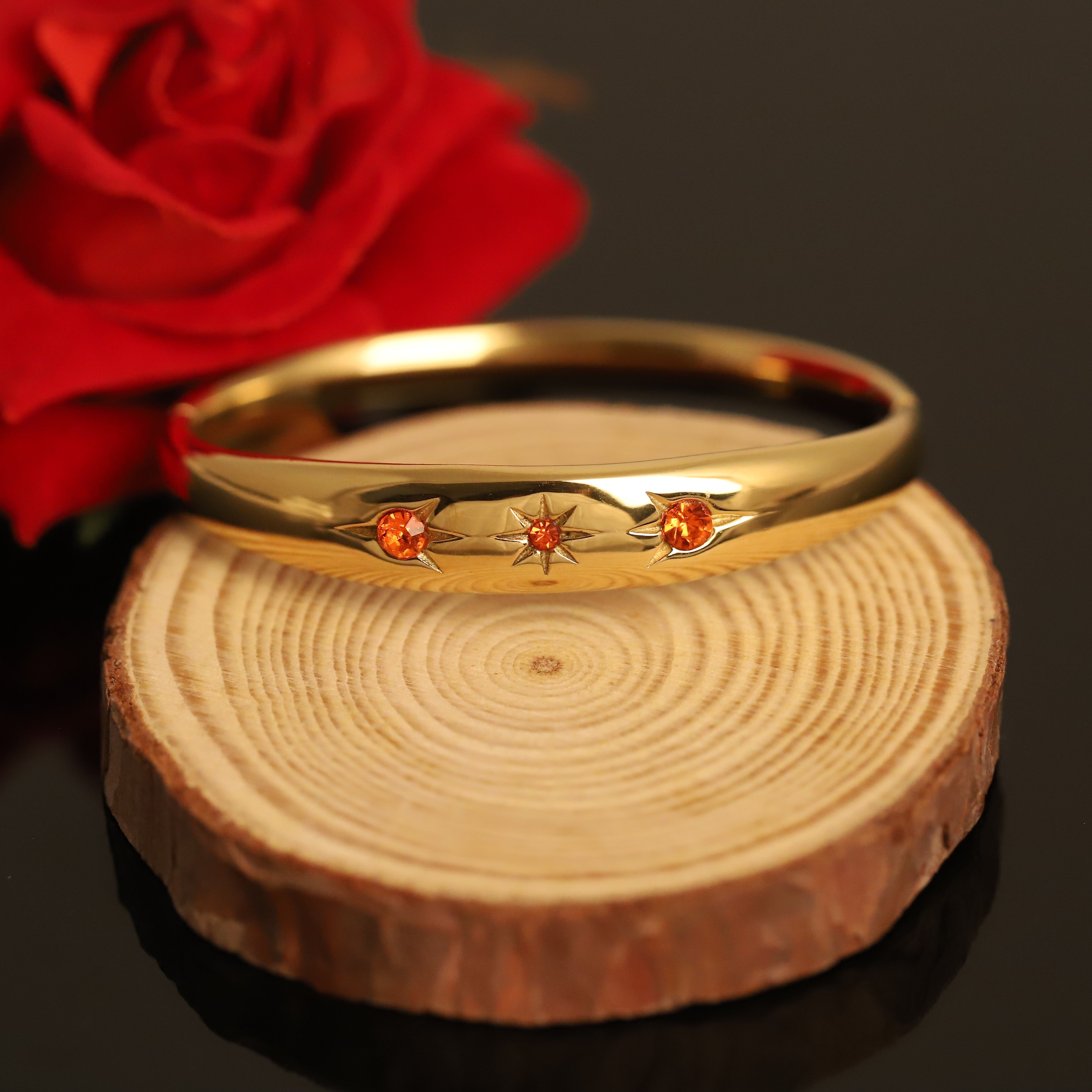 Gold-Plated Stainless Steel Bracelet – Openable, Unisex & Skin-Friendly (GOLD)