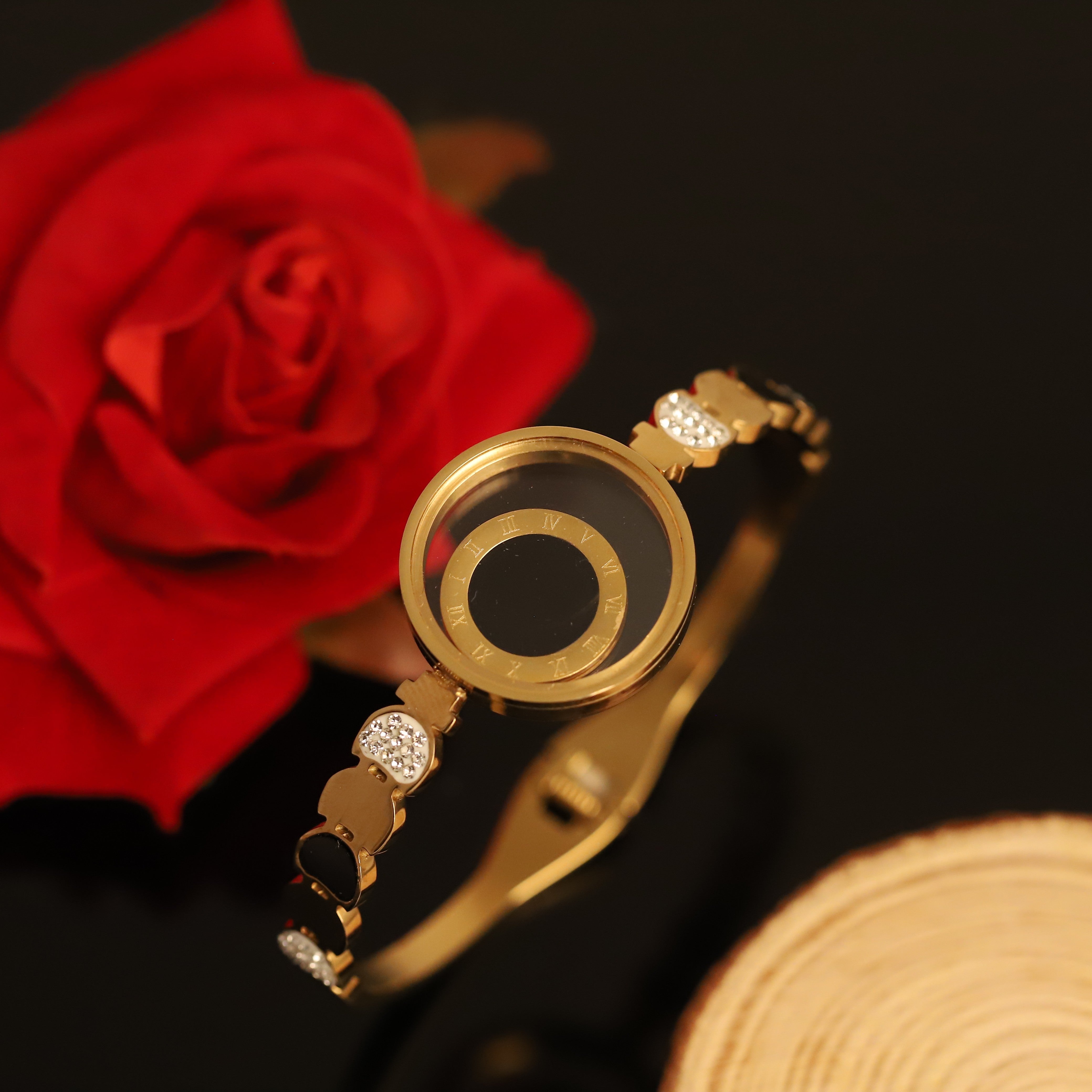 Gold-Plated Locket Bracelet – Anti-Tarnish & Skin-Friendly (GOLD)