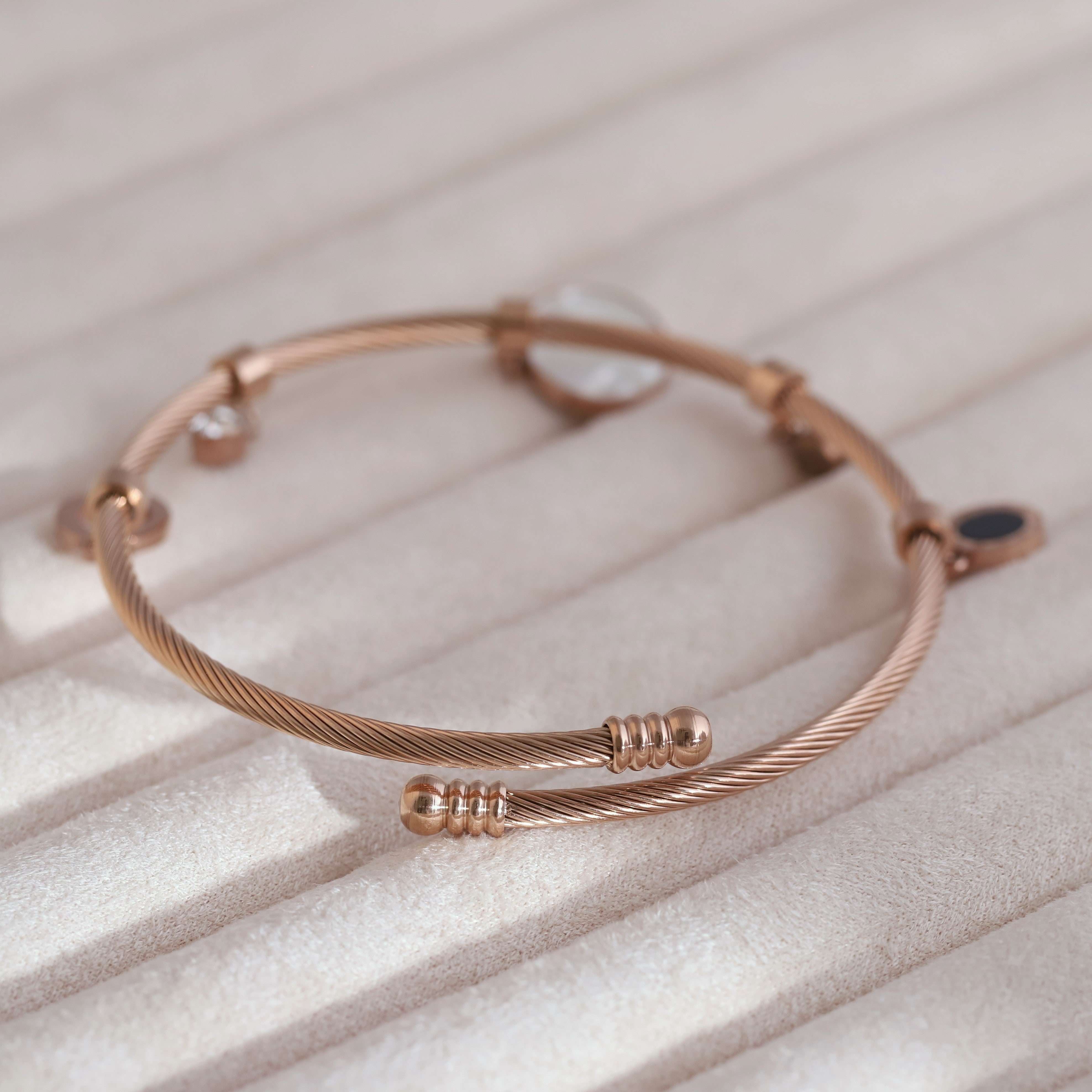 Gold-Plated Adjustable Bracelet – Anti-Tarnish & Skin-Friendly (ROSE GOLD)