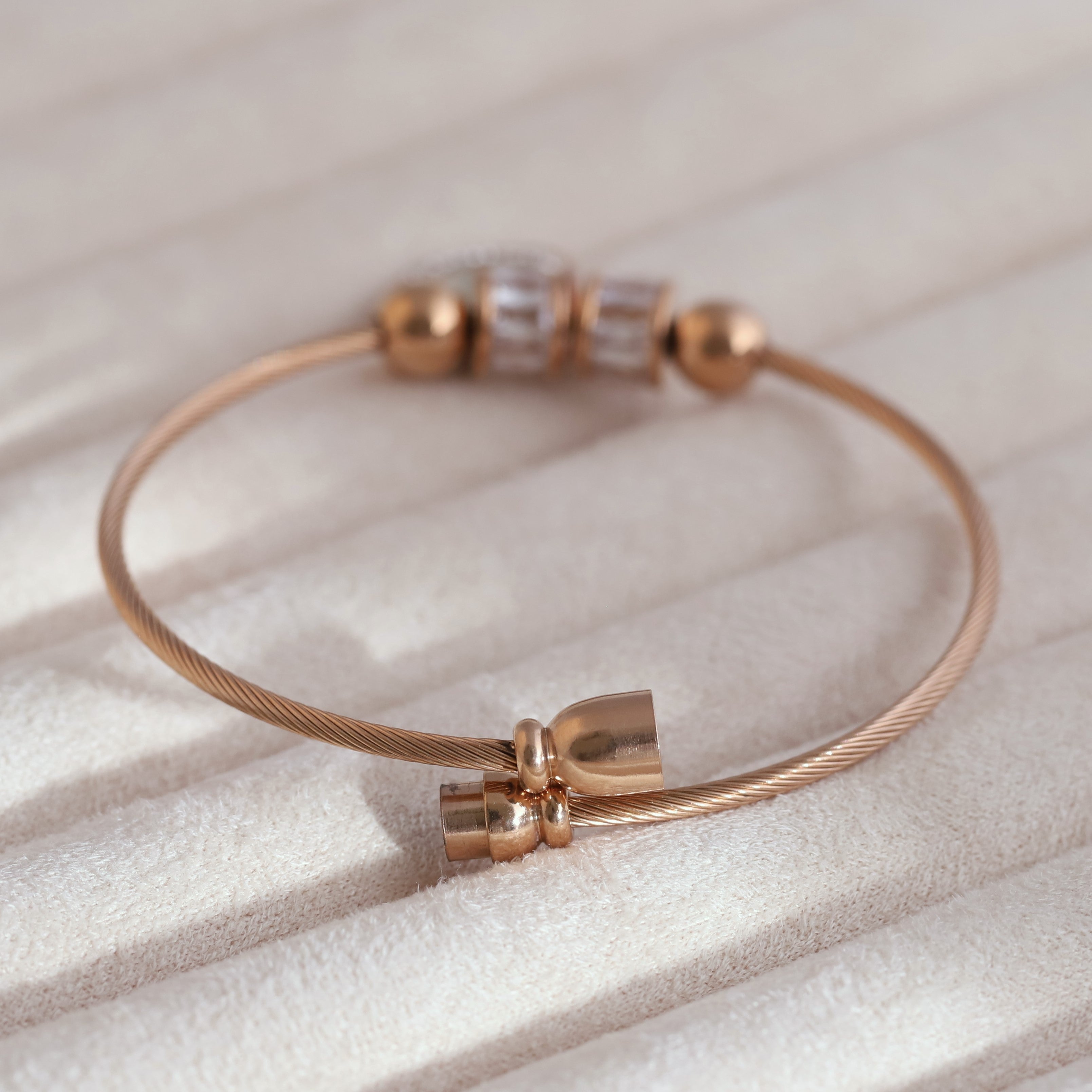 Gold-Plated Evil Eye Magnetic Bracelet – Anti-Tarnish & Skin-Friendly (ROSE GOLD)