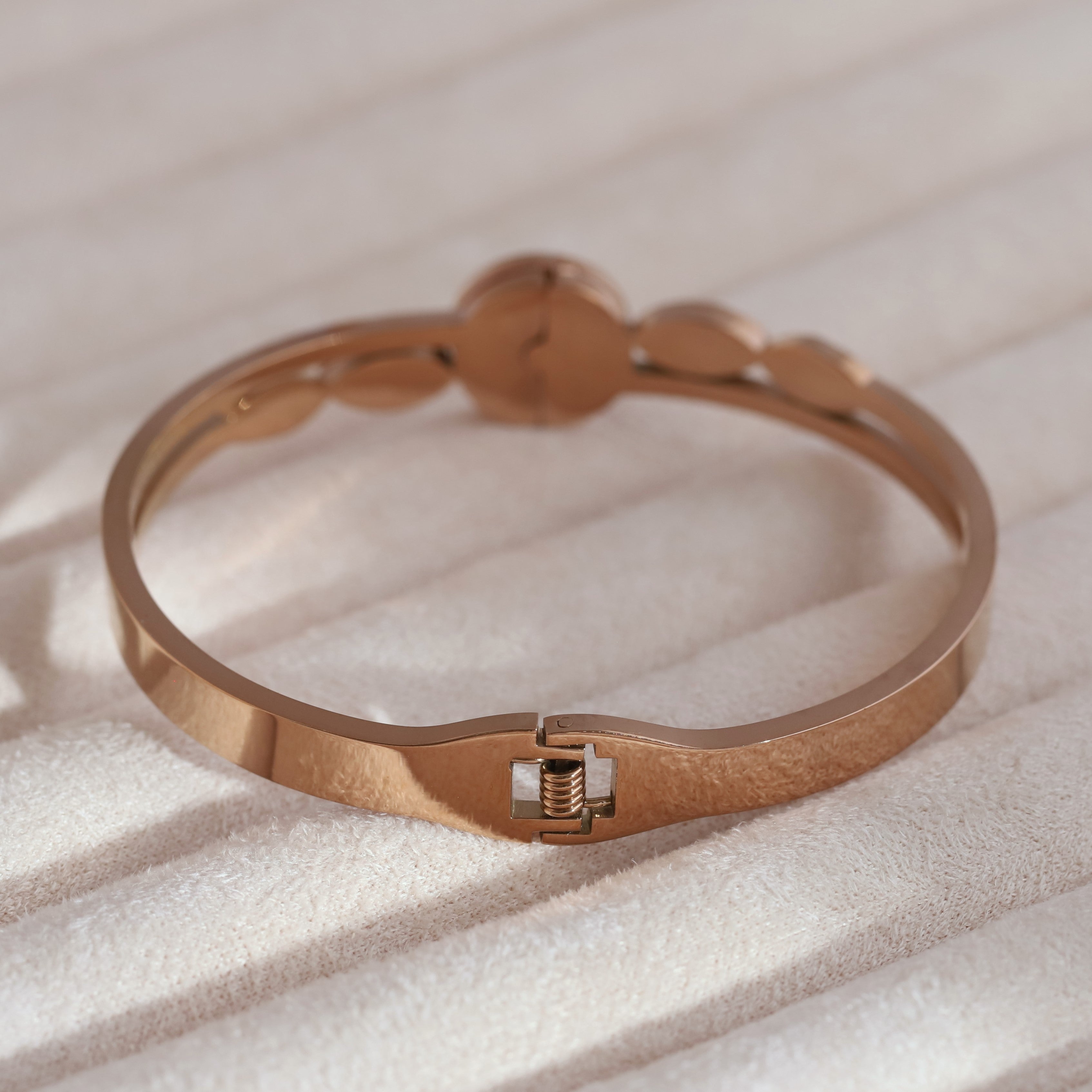 Gold-Plated Cuff Bracelet – Anti-Tarnish & Skin-Friendly (ROSE GOLD)