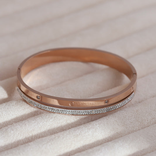 Gold-Plated Lock Stainless Steel Bracelet – Anti-Tarnish Jewelry for Women & Girls (ROSE GOLD)