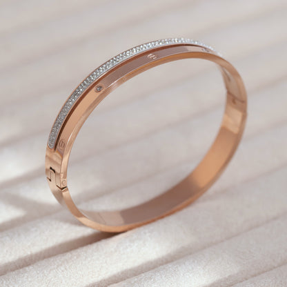 Gold-Plated Lock Stainless Steel Bracelet – Anti-Tarnish Jewelry for Women & Girls (ROSE GOLD)
