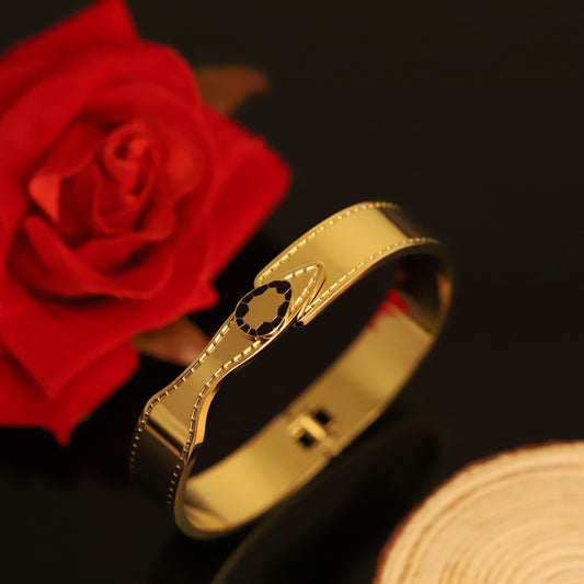Gold-Plated Stainless Steel Cuff Bracelet – Anti-Tarnish Jewelry for Women & Girls (GOLD)