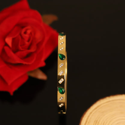 Gold-Plated Stainless Steel Lock Bracelet – Anti-Tarnish Jewelry for Women & Girls (GOLD)