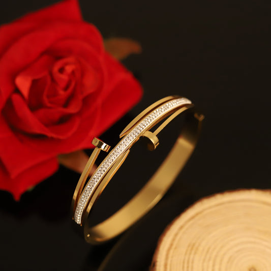 Studded Nail Gold-Plated Stainless Steel Lock Bracelet – Anti-Tarnish Jewelry for Women & Girls (GOLD)