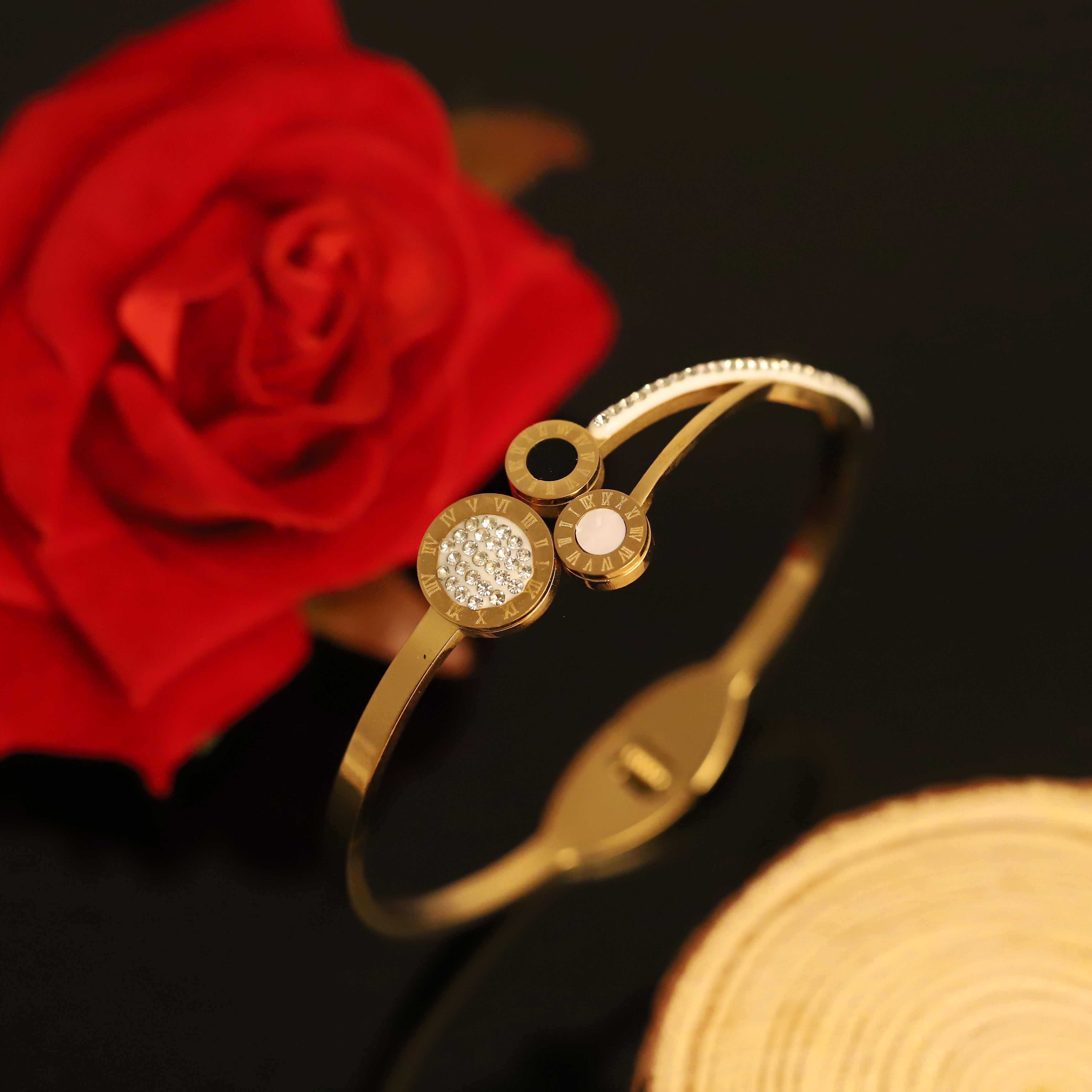 Gold-Plated Stainless Steel cuff Bracelet – Anti-Tarnish Jewelry for Women & Girls (GOLD)