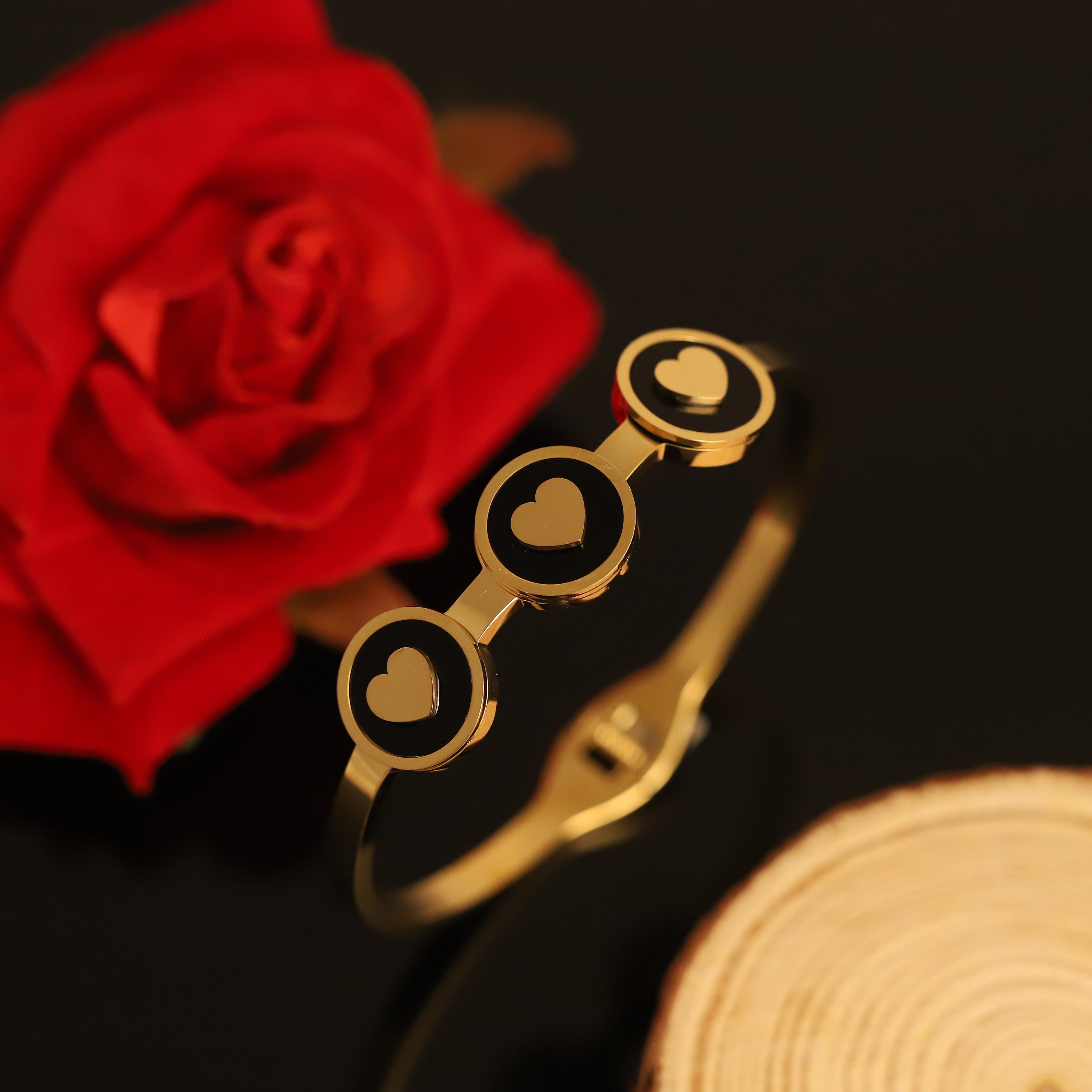 Gold-Plated Stainless Steel Cuff Bracelet – Anti-Tarnish Jewelry for Women & Girls (GOLD)