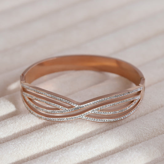 Gold-Plated Lock Stainless Steel Bracelet – Anti-Tarnish Jewelry for Women & Girls (ROSE GOLD)