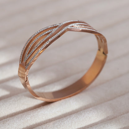Gold-Plated Lock Stainless Steel Bracelet – Anti-Tarnish Jewelry for Women & Girls (ROSE GOLD)