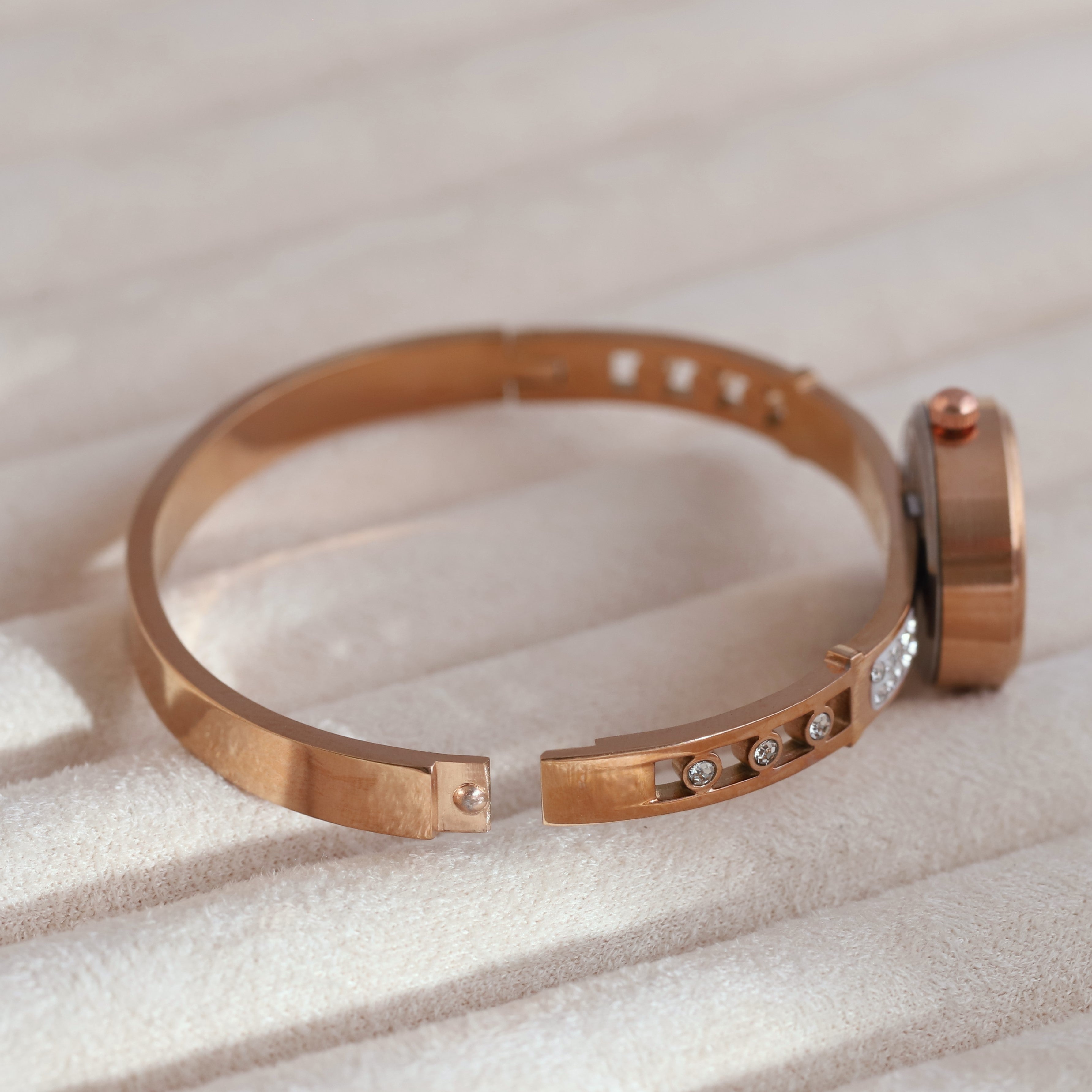 Gold-Plated Stainless Steel Watch for Women – Waterproof, Hypoallergenic, Glass (ROSE GOLD)