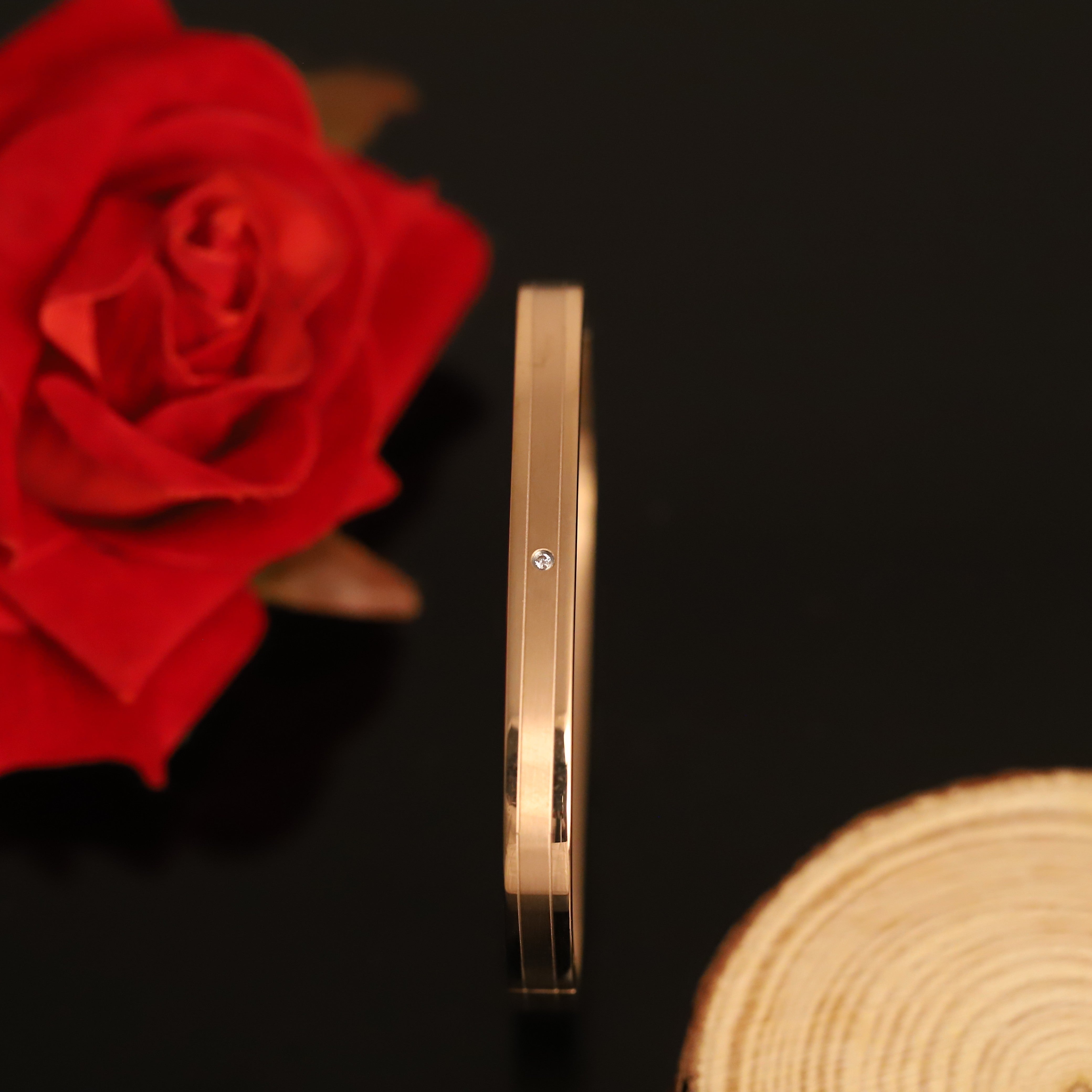 Gold-Plated Stainless Steel Lock Bracelet – Anti-Tarnish Jewelry for Women & Girls (GOLD)