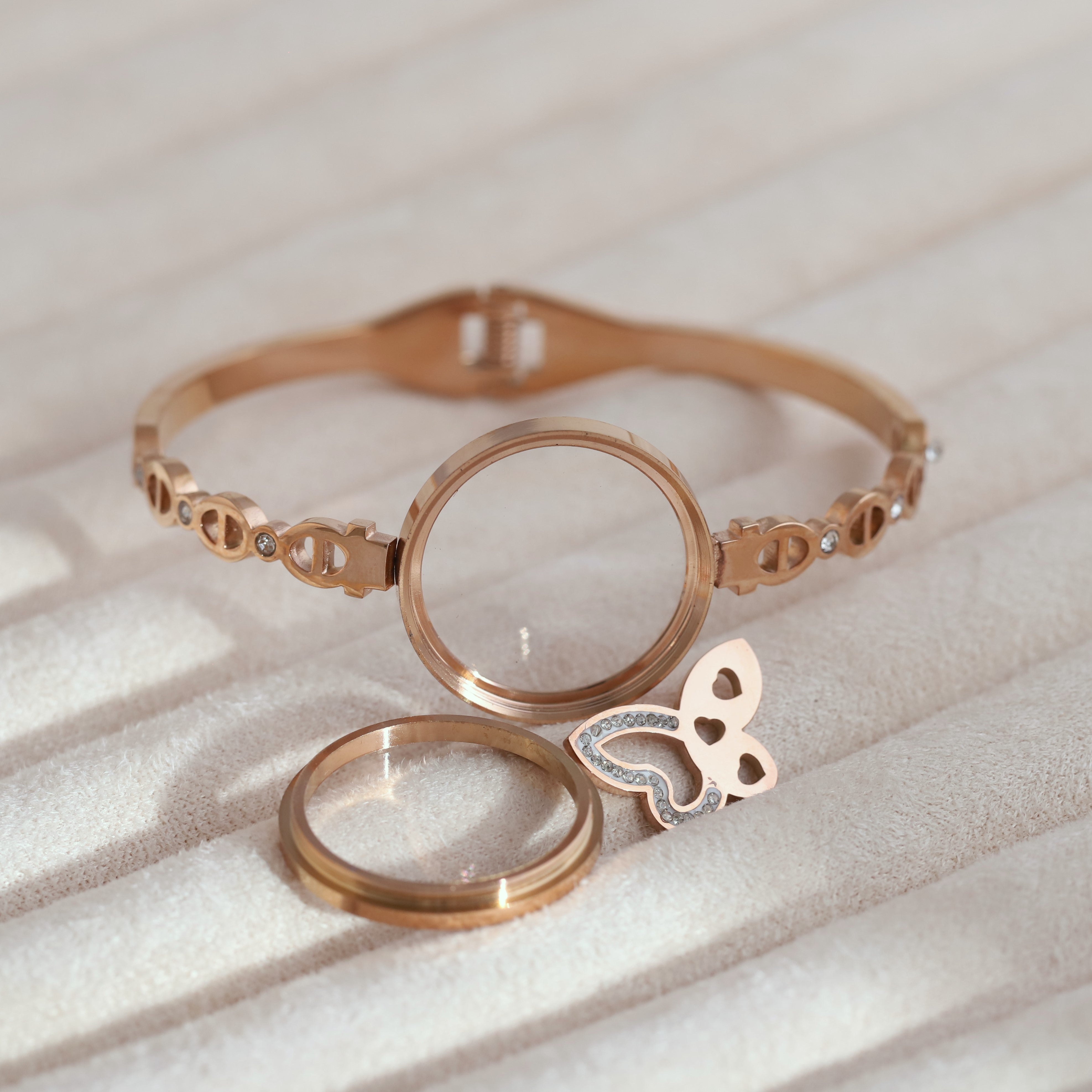 Gold-Plated Charm Locket for Women – Waterproof, Hypoallergenic, Glass (ROSE GOLD)