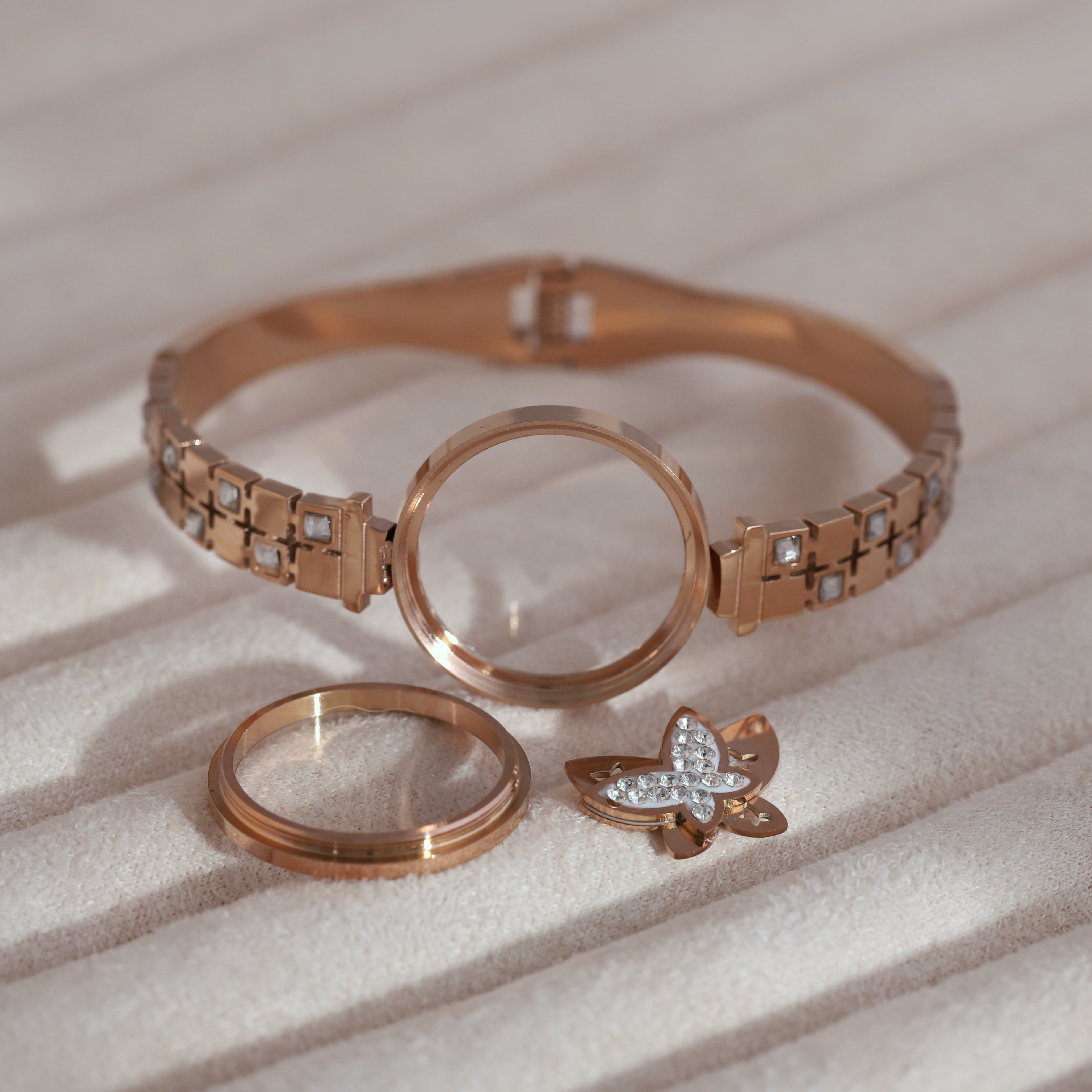 Gold-Plated Locket Bracelet  – Anti-Tarnish & Skin-Friendly (ROSE GOLD)