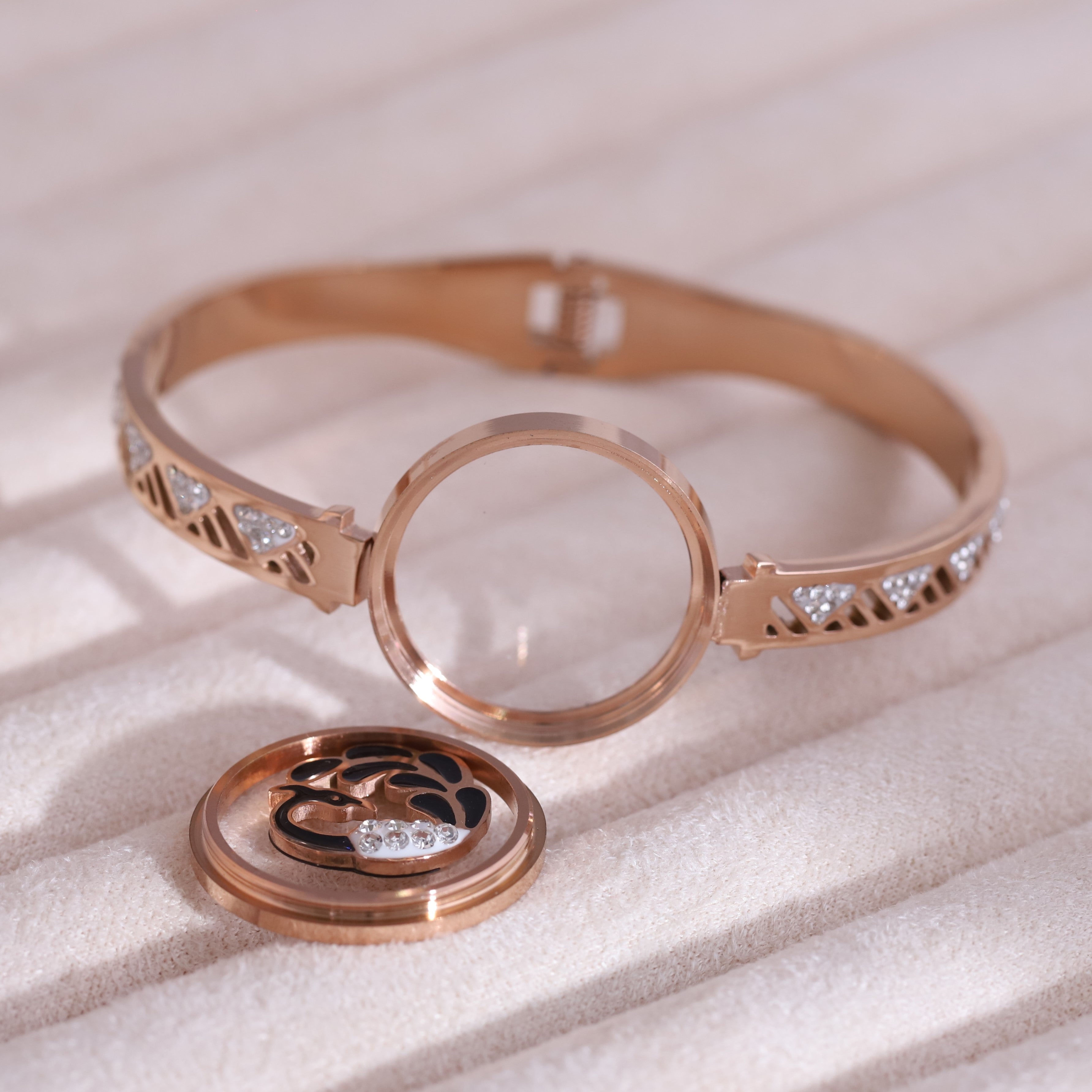 Gold-Plated Locket Bracelet  – Anti-Tarnish & Skin-Friendly (ROSE GOLD)
