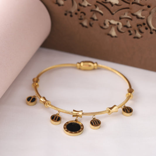 Gold-Plated Charm Bracelet for Women – Waterproof, Hypoallergenic, Magnetic Lock (GOLD)