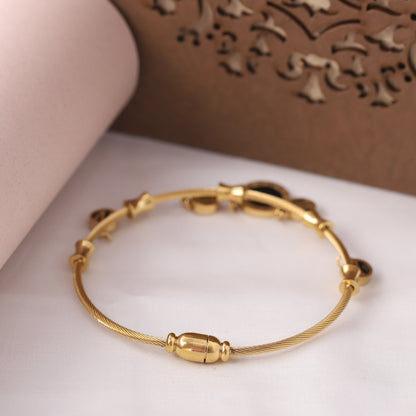 Gold-Plated Charm Bracelet for Women – Waterproof, Hypoallergenic, Magnetic Lock (GOLD)