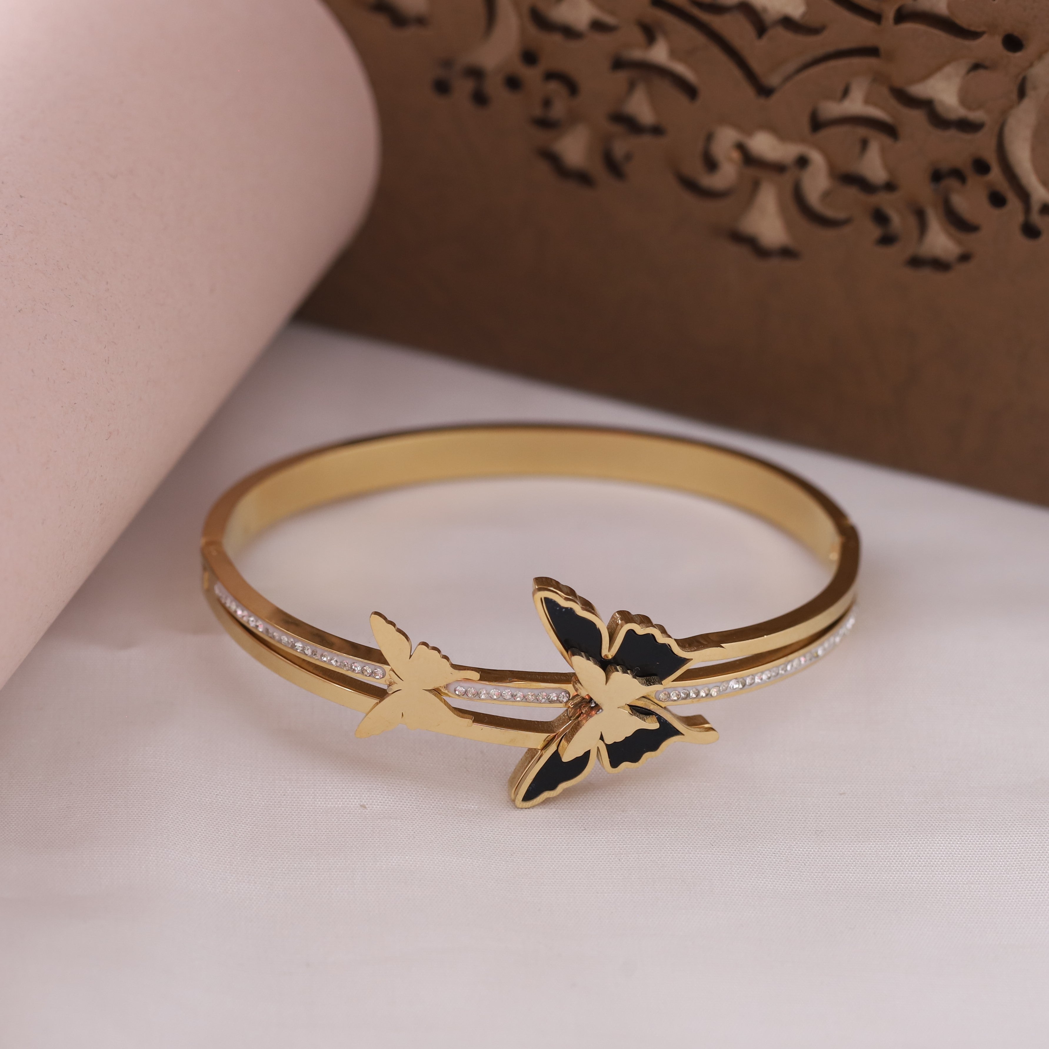 Butterfly Gold-Plated Stainless Steel Cuff Bracelet – Anti-Tarnish Jewelry for Women & Girls (GOLD)