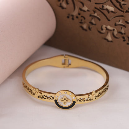Flower Gold-Plated Stainless Steel Cuff Bracelet – Anti-Tarnish Jewelry for Women & Girls (GOLD)