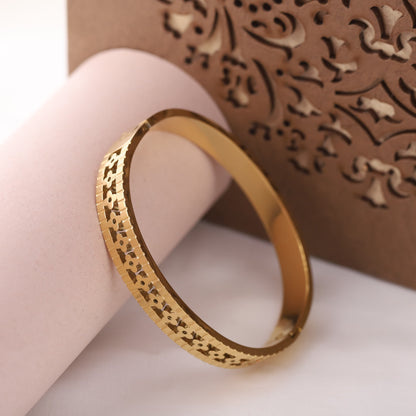 Gold-Plated Lock Stainless Steel Bracelet – Anti-Tarnish Jewelry for Women & Girls (GOLD)