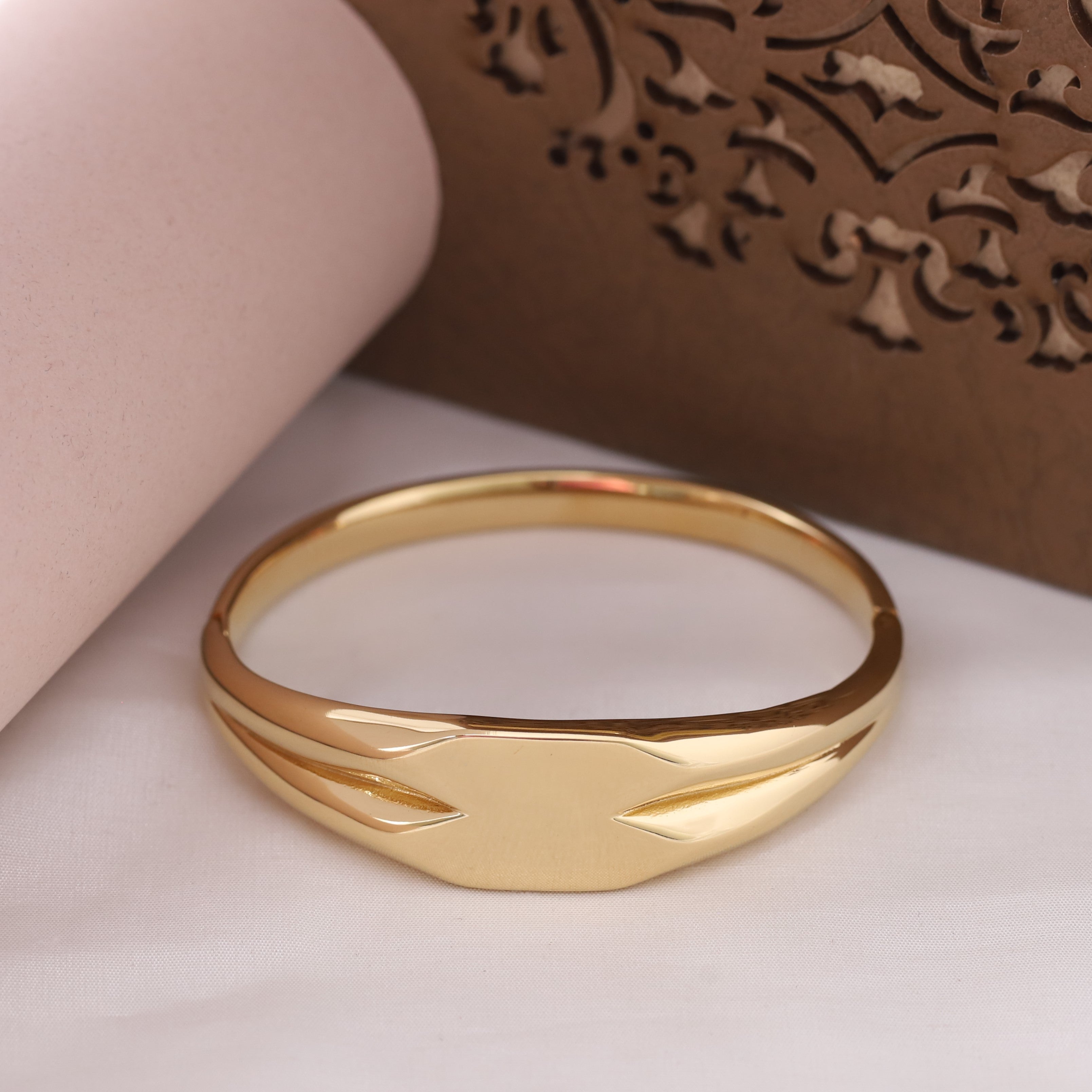 Gold-Plated Stainless Steel Bracelet – Anti-Tarnish Jewelry for Women & Girls (GOLD)