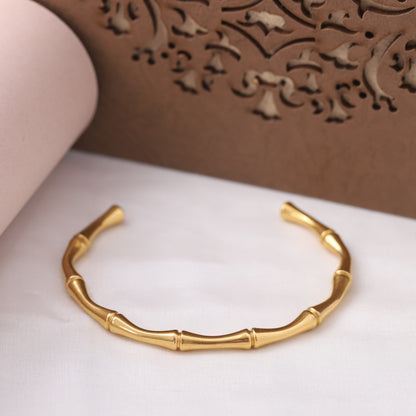 Gold-Plated Bamboo Stainless Steel Bracelet – Openable, Unisex & Skin-Friendly (GOLD)